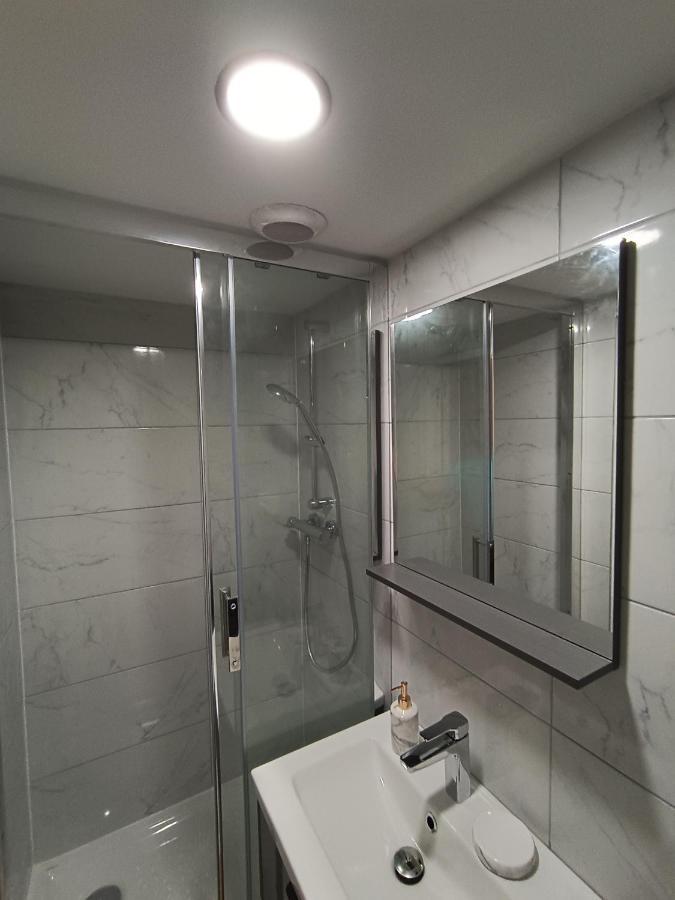 Fribourg Apartment Колмар Екстериор снимка